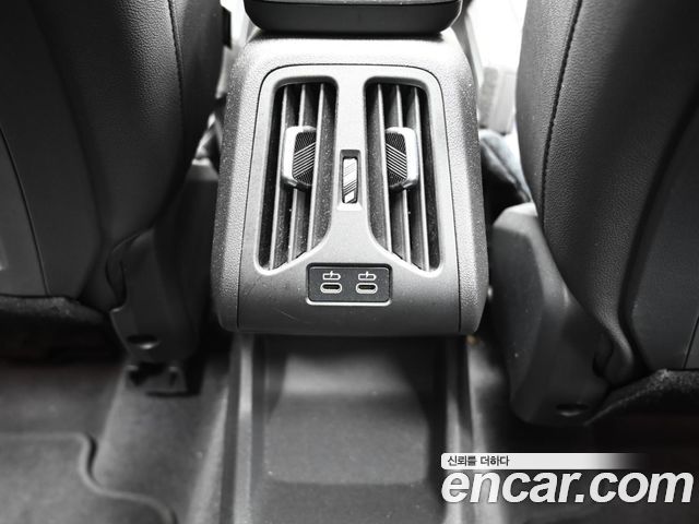 BMW 2-Series 220i Luxury