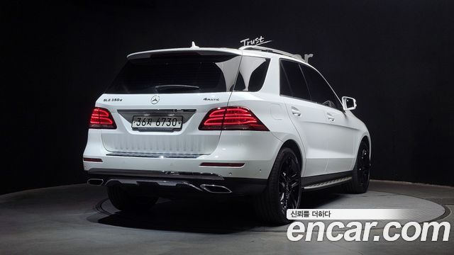 Mercedes-Benz GLE-Class GLE350 d 4MATIC