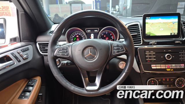 Mercedes-Benz GLE-Class GLE350 d 4MATIC