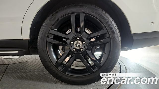 Mercedes-Benz GLE-Class GLE350 d 4MATIC