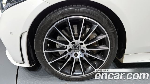 Mercedes-Benz CLS-Class CLS300d AMG Line