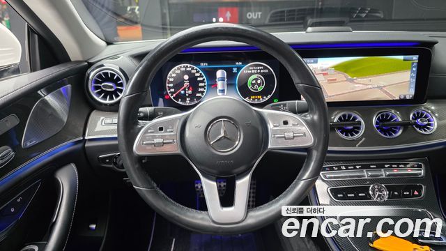 Mercedes-Benz CLS-Class CLS300d AMG Line