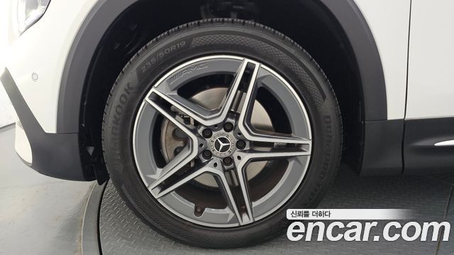 Mercedes-Benz GLB-Class GLB250 4MATIC