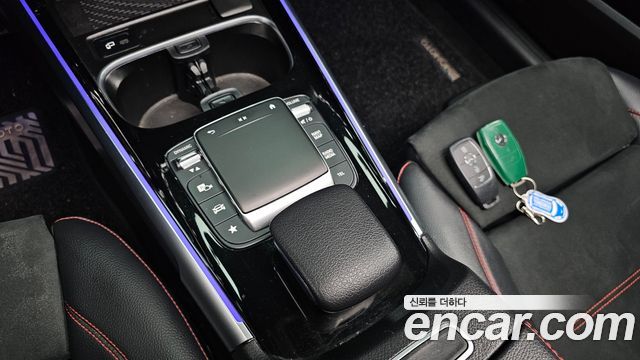 Mercedes-Benz GLB-Class GLB250 4MATIC