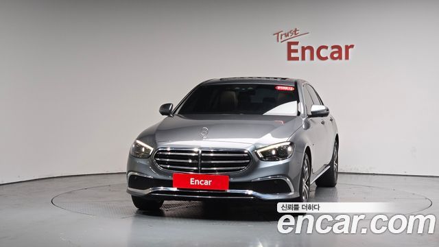 Mercedes-Benz E-Class E300e 4MATIC Exclusive