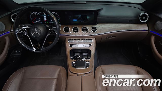 Mercedes-Benz E-Class E300e 4MATIC Exclusive
