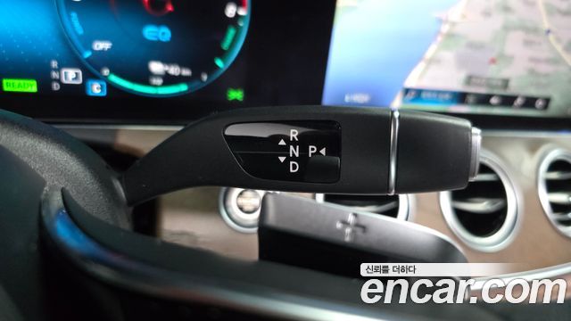 Mercedes-Benz E-Class E300e 4MATIC Exclusive