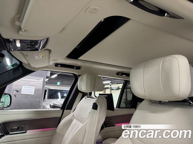 Land Rover Range Rover P550E AB