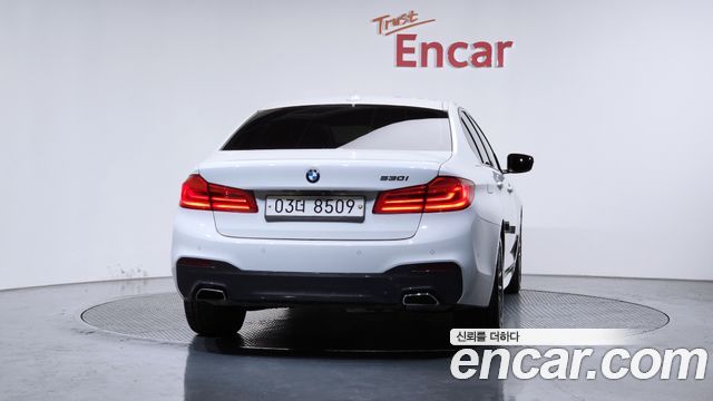 BMW 5-Series 530i M Sport Package Plus