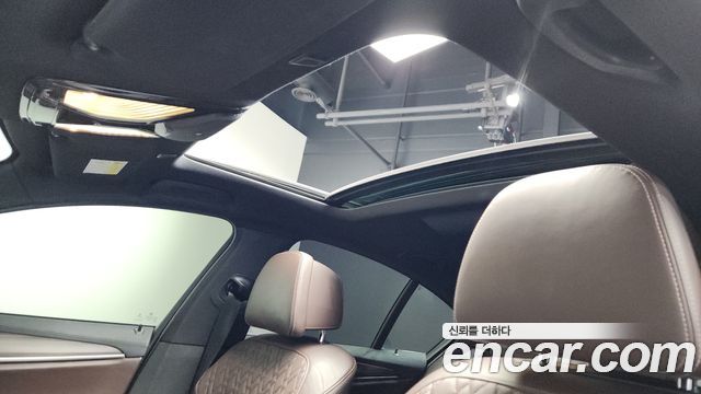 BMW 5-Series 530i M Sport Package Plus