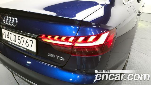 Audi A4 35 TDI Premium