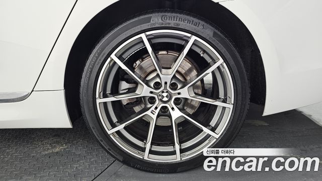 BMW 5-Series 520i Luxury