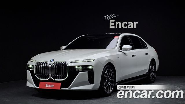 BMW 7-Series 740i xDrive M Sport