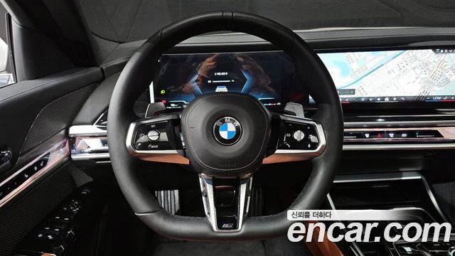 BMW 7-Series 740i xDrive M Sport