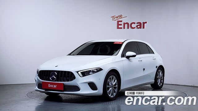 Mercedes-Benz A-Class A220 Hatchback
