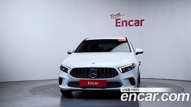 Mercedes-Benz A-Class A220 Hatchback