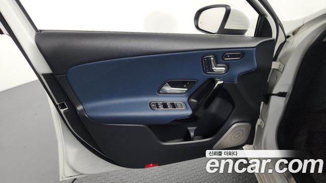 Mercedes-Benz A-Class A220 Hatchback