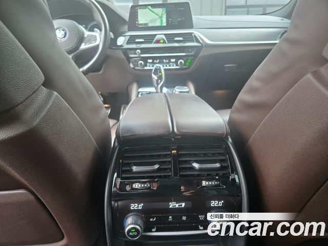 BMW 5-Series 520d M Sport Package Plus