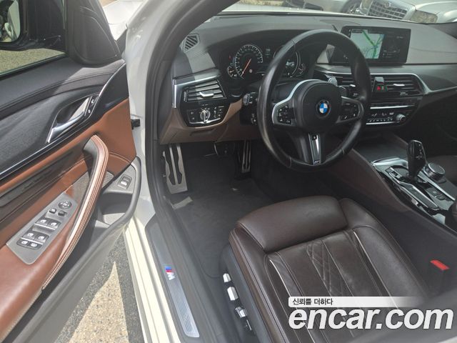 BMW 5-Series 520d M Sport Package Plus