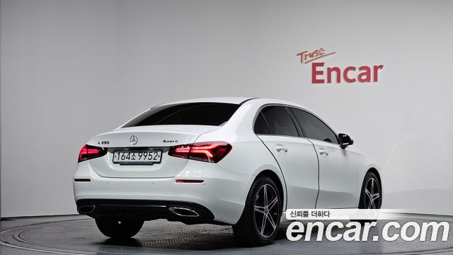 Mercedes-Benz A-Class A250 4MATIC Sedan