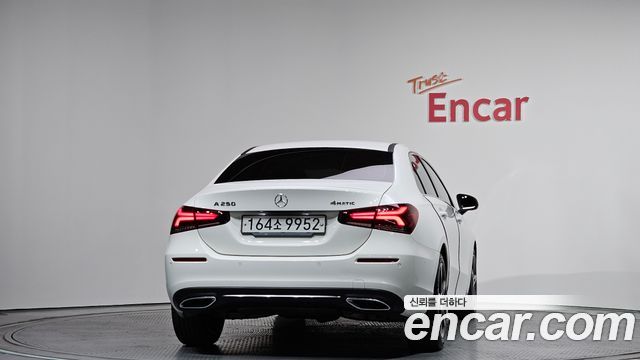 Mercedes-Benz A-Class A250 4MATIC Sedan