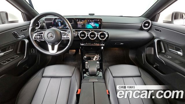 Mercedes-Benz A-Class A250 4MATIC Sedan