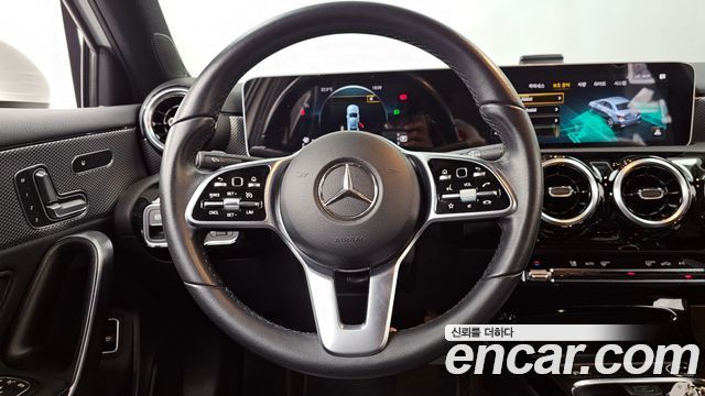 Mercedes-Benz A-Class A250 4MATIC Sedan
