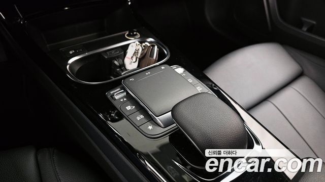 Mercedes-Benz A-Class A250 4MATIC Sedan