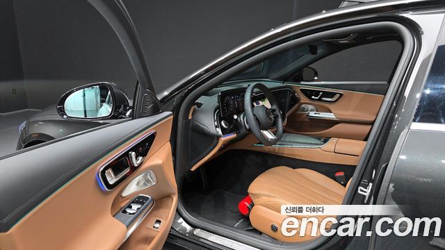 Mercedes-Benz E-Class E300 4MATIC AMG Line