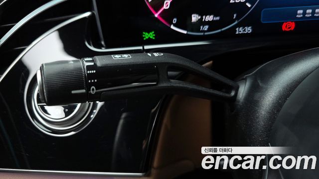 Mercedes-Benz E-Class E300 4MATIC AMG Line