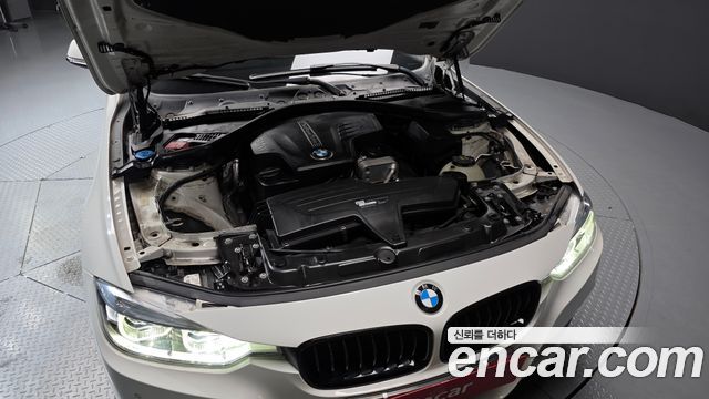 BMW 3-Series 320i M Sport