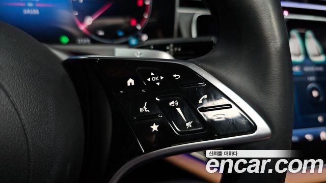 Mercedes-Benz E-Class E220d 4MATIC Exclusive