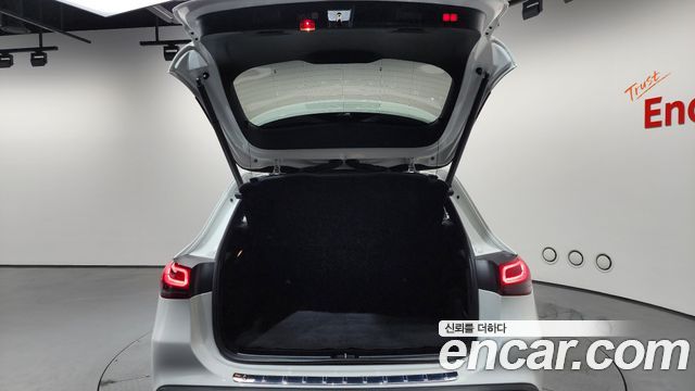 Mercedes-Benz EQA EQA250
