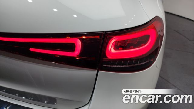 Mercedes-Benz EQA EQA250