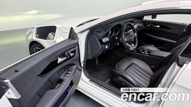 Mercedes-Benz CLS-Class CLS250 d 4MATIC AMG Line