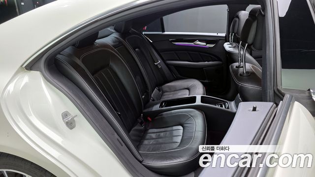 Mercedes-Benz CLS-Class CLS250 d 4MATIC AMG Line