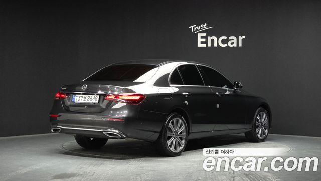 Mercedes-Benz E-Class E350 4MATIC Exclusive