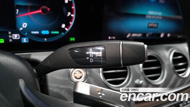 Mercedes-Benz E-Class E350 4MATIC Exclusive