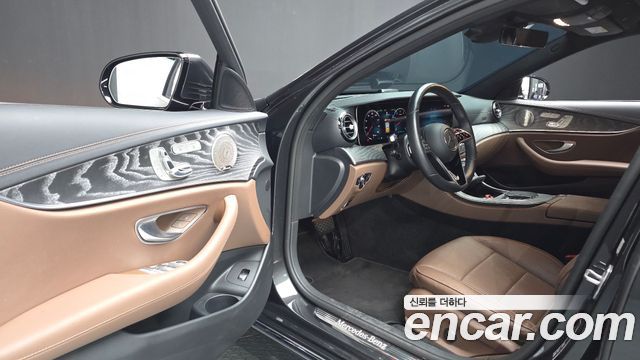 Mercedes-Benz E-Class E350 4MATIC Exclusive