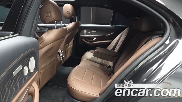 Mercedes-Benz E-Class E350 4MATIC Exclusive