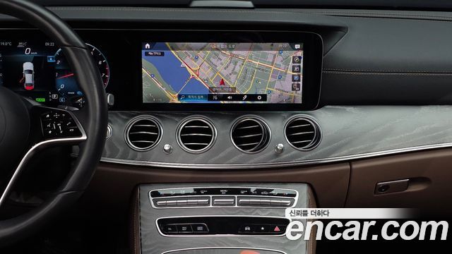 Mercedes-Benz E-Class E350 4MATIC Exclusive