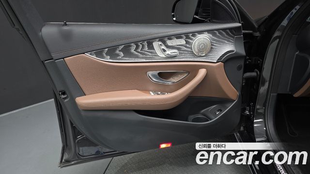 Mercedes-Benz E-Class E350 4MATIC Exclusive