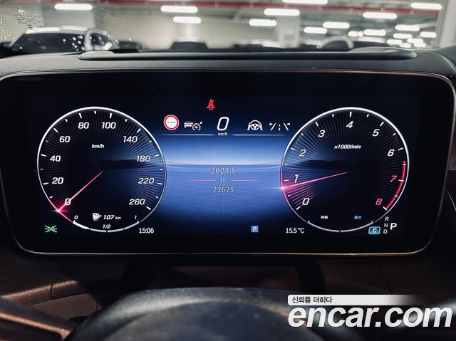 Mercedes-Benz GLC-Class GLC300 4MATIC AMG Line