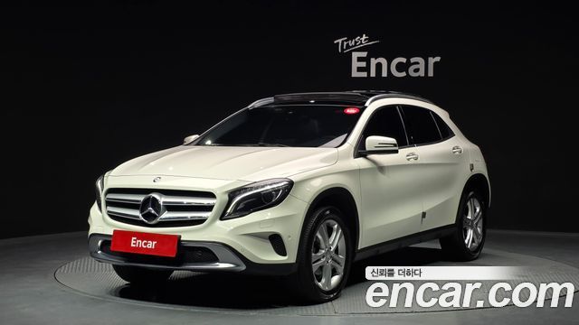 Mercedes-Benz GLA-Class GLA200 d