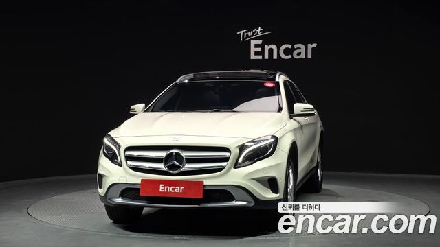 Mercedes-Benz GLA-Class GLA200 d