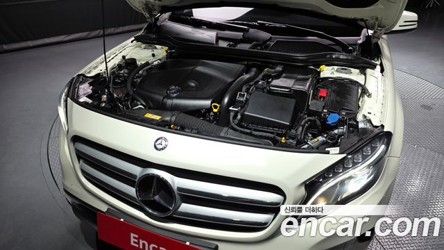 Mercedes-Benz GLA-Class GLA200 d