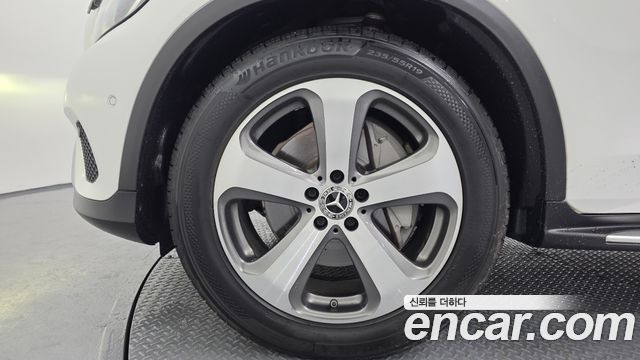 Mercedes-Benz GLC-Class GLC300 4MATIC