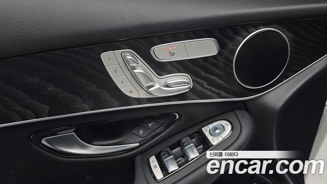 Mercedes-Benz GLC-Class GLC300 4MATIC