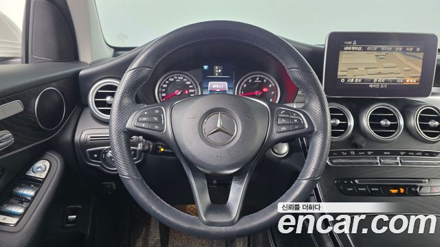 Mercedes-Benz GLC-Class GLC300 4MATIC