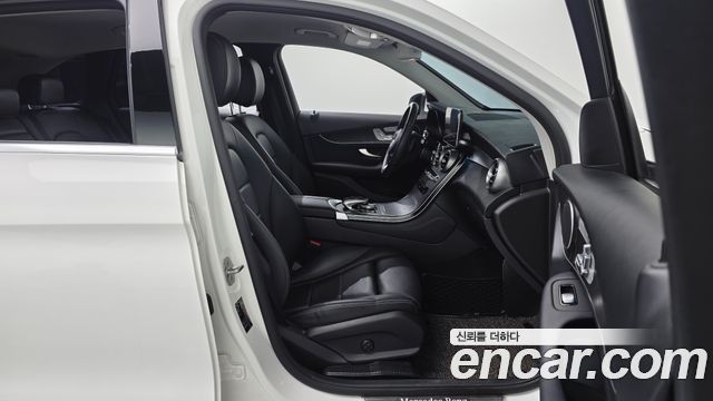 Mercedes-Benz GLC-Class GLC300 4MATIC